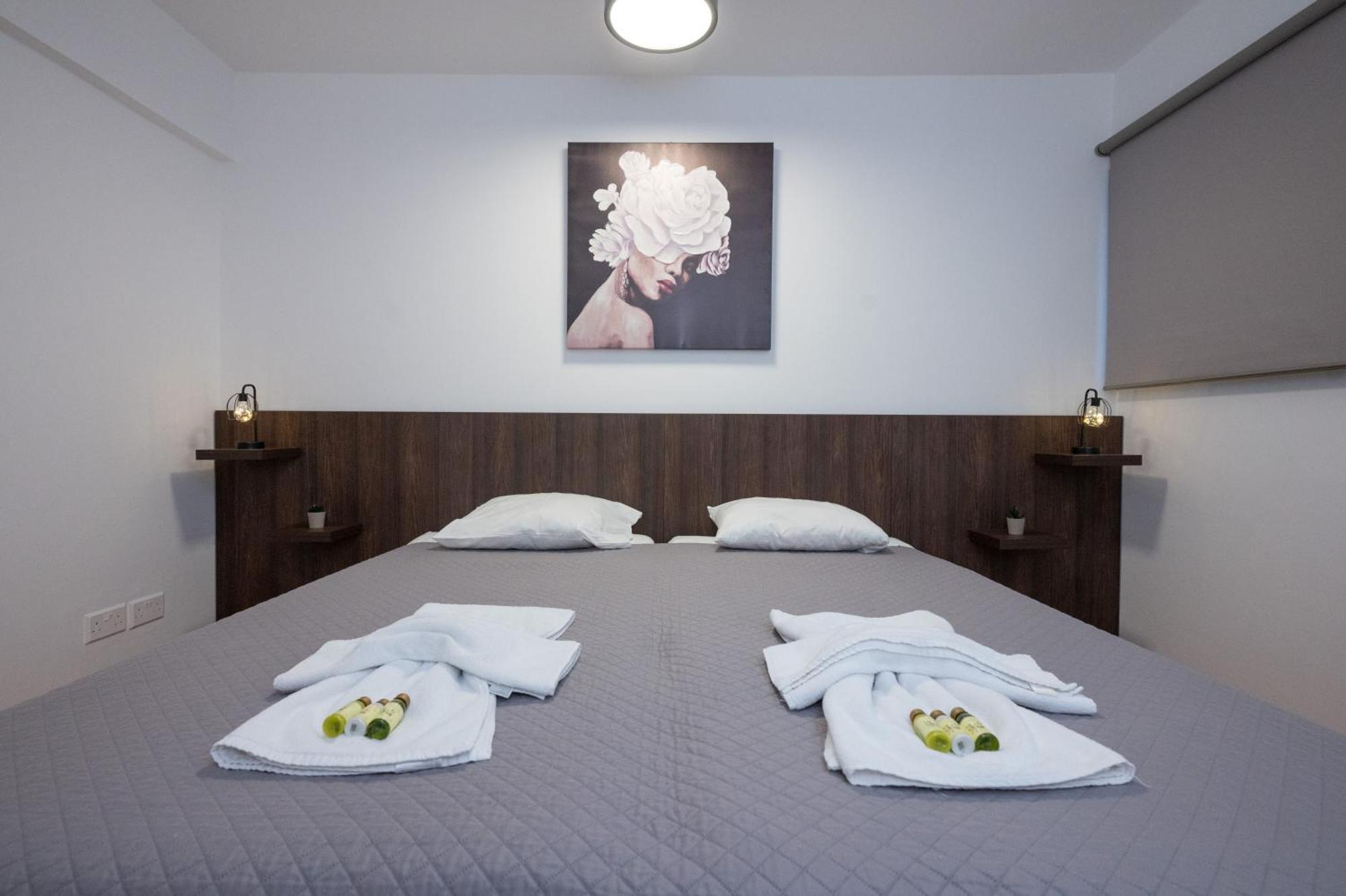 Napa Centrale Suites Aya Napa Dış mekan fotoğraf