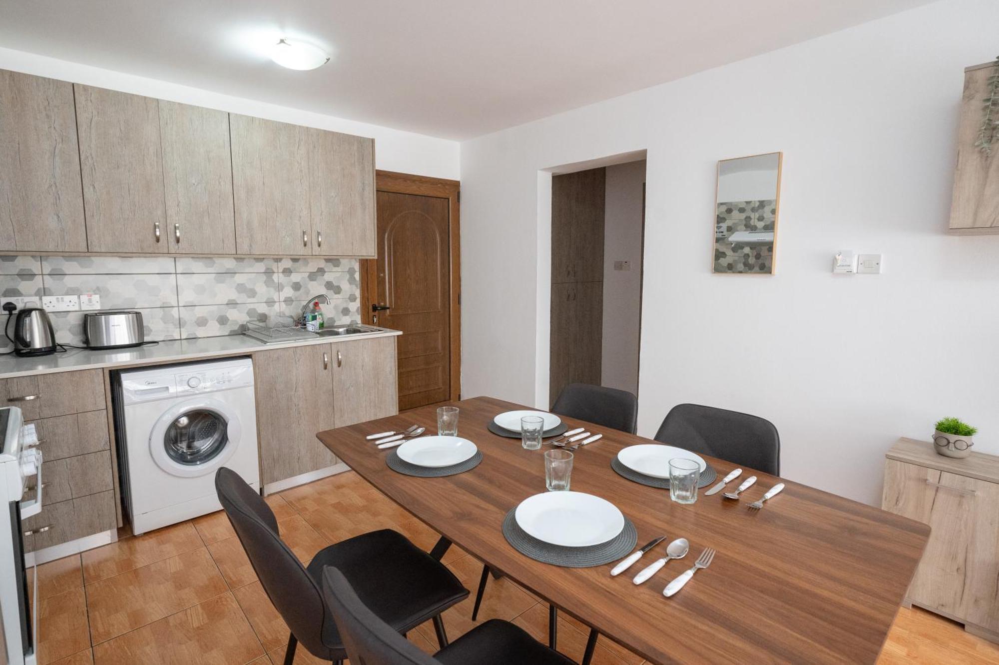 Napa Centrale Suites Aya Napa Dış mekan fotoğraf