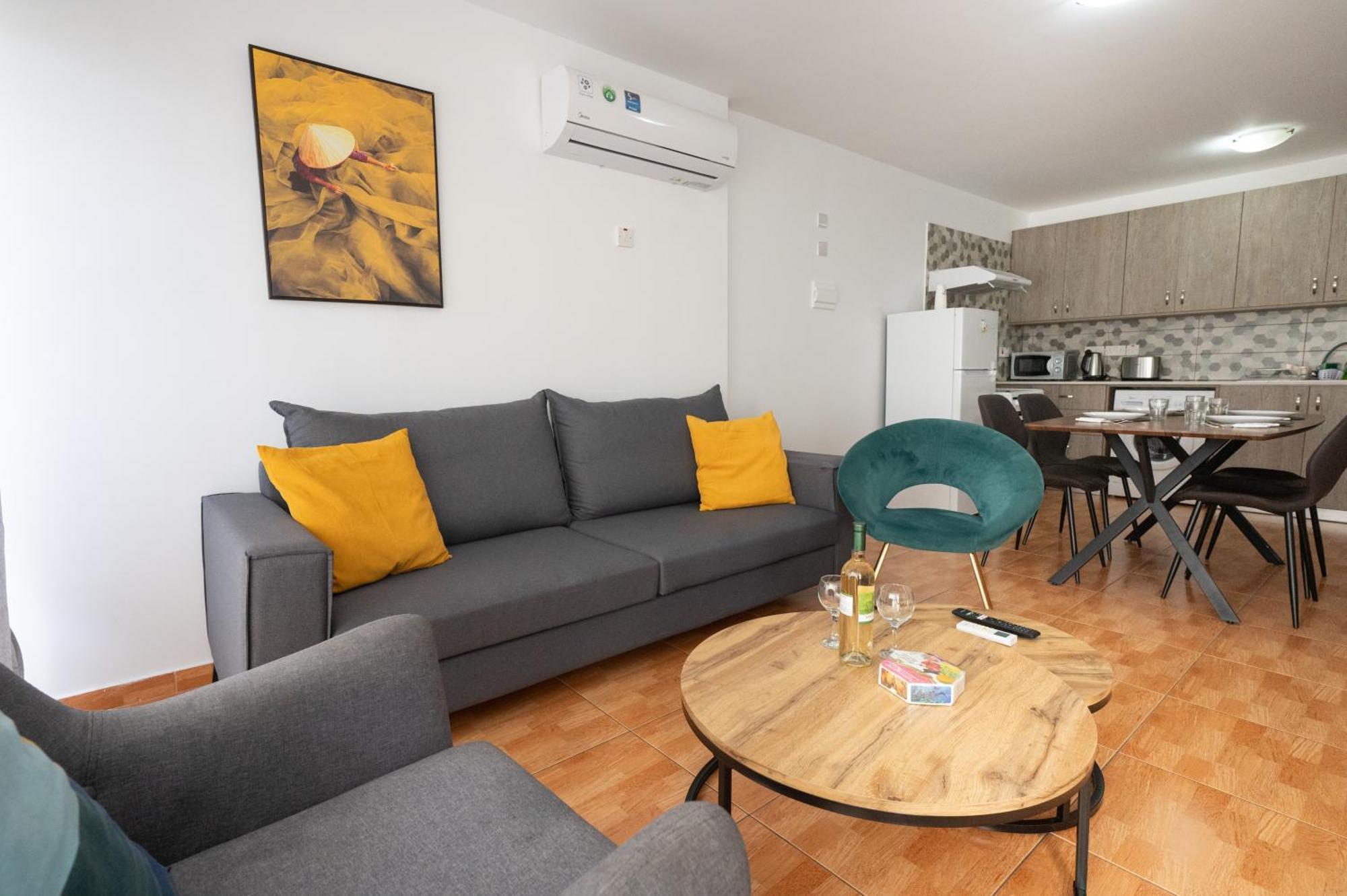 Napa Centrale Suites Aya Napa Dış mekan fotoğraf