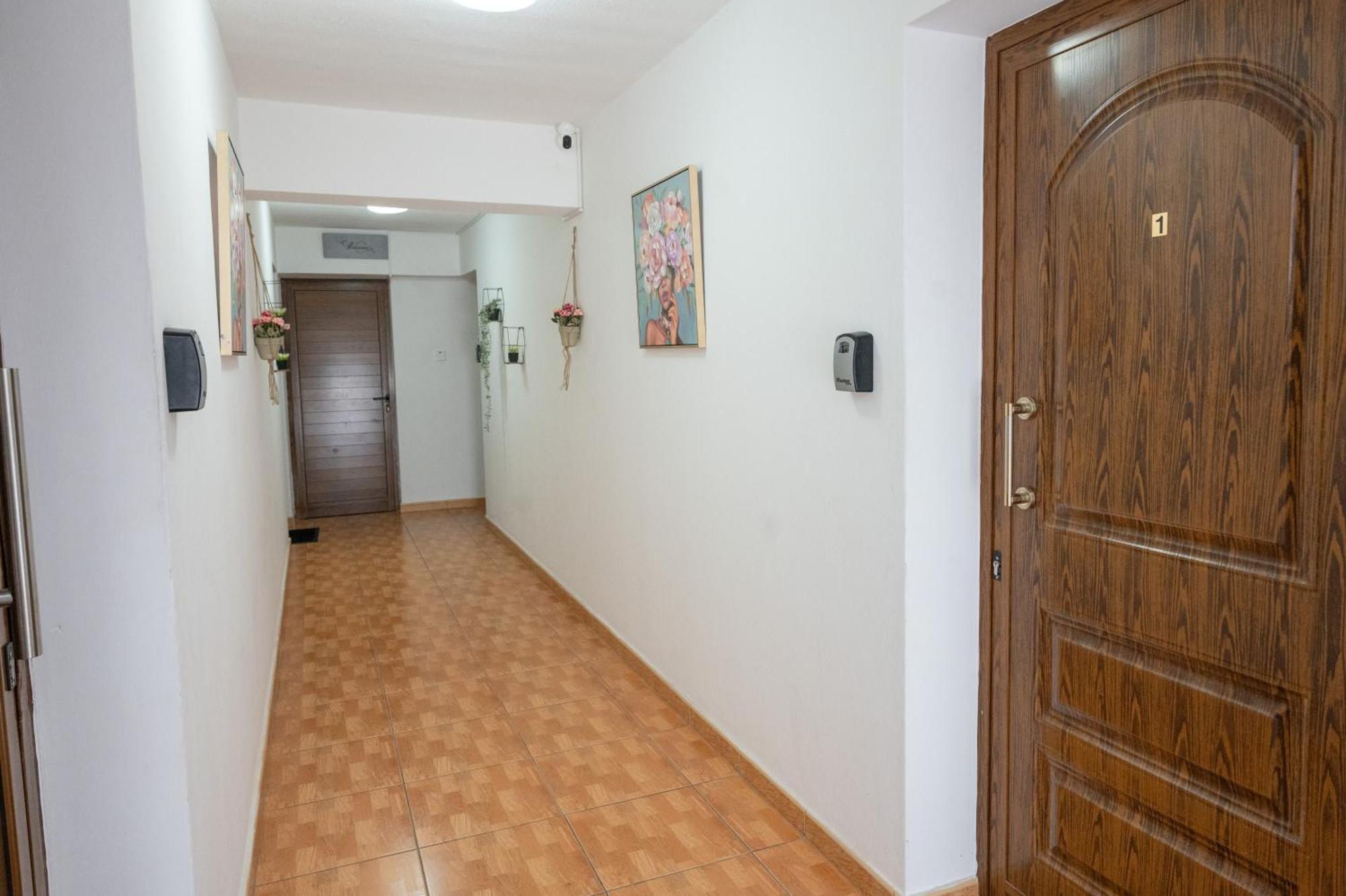 Napa Centrale Suites Aya Napa Dış mekan fotoğraf