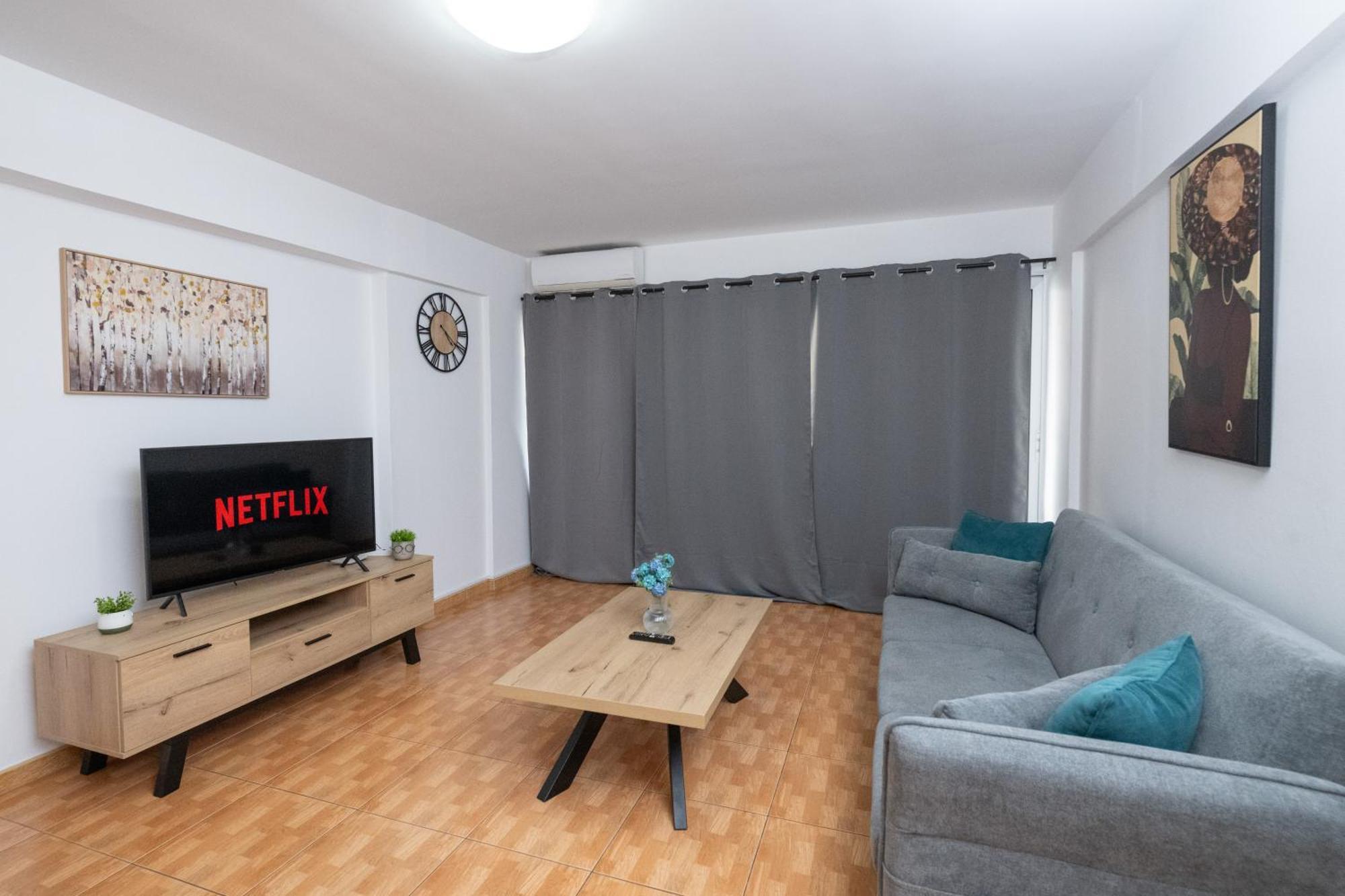 Napa Centrale Suites Aya Napa Dış mekan fotoğraf