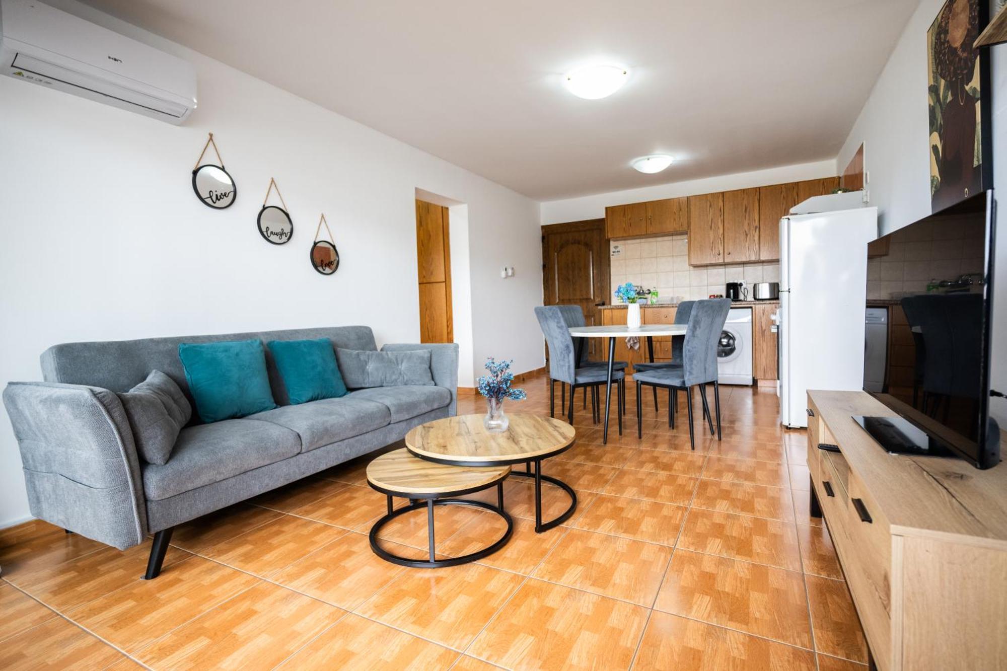 Napa Centrale Suites Aya Napa Dış mekan fotoğraf
