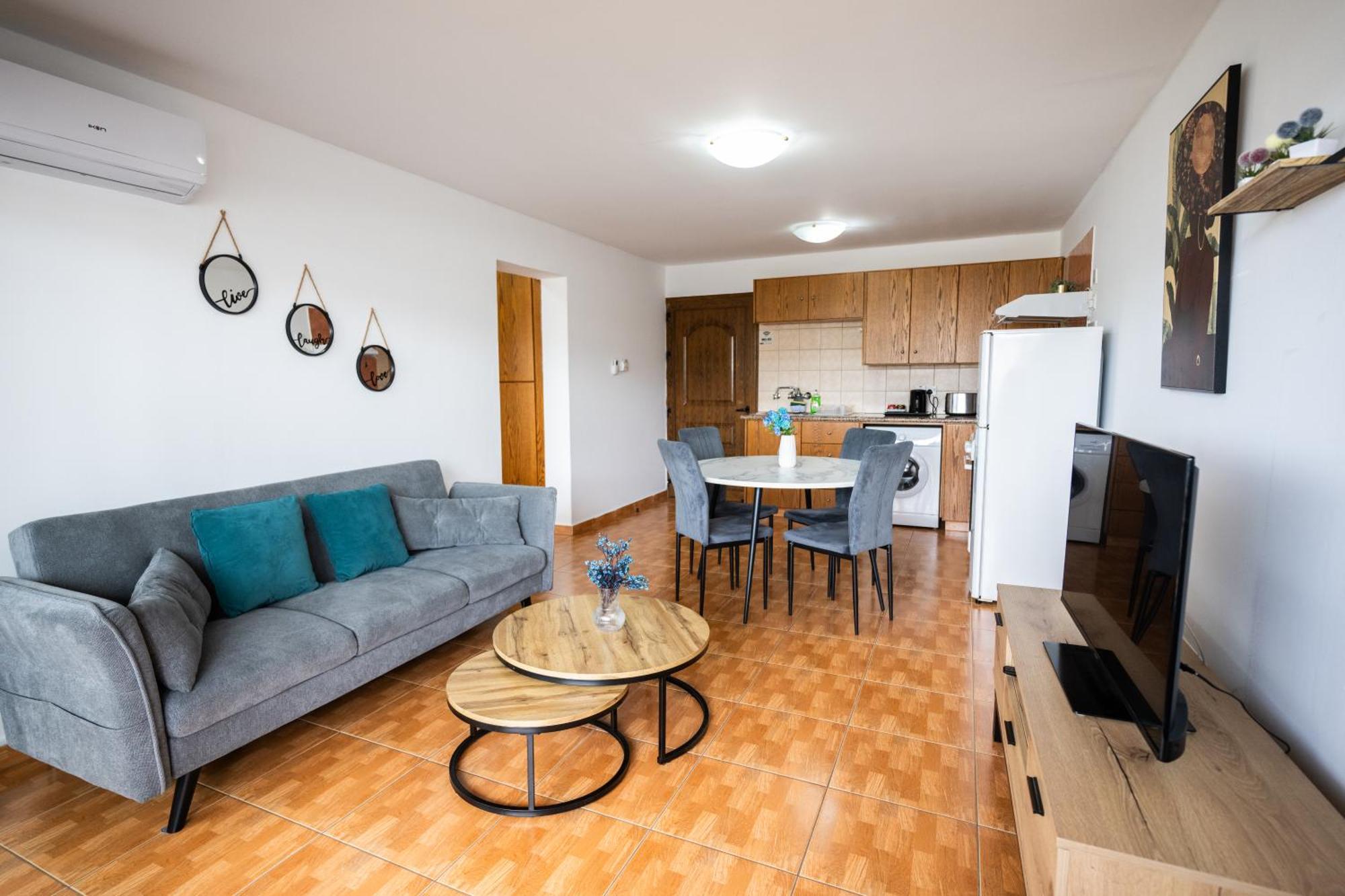 Napa Centrale Suites Aya Napa Dış mekan fotoğraf