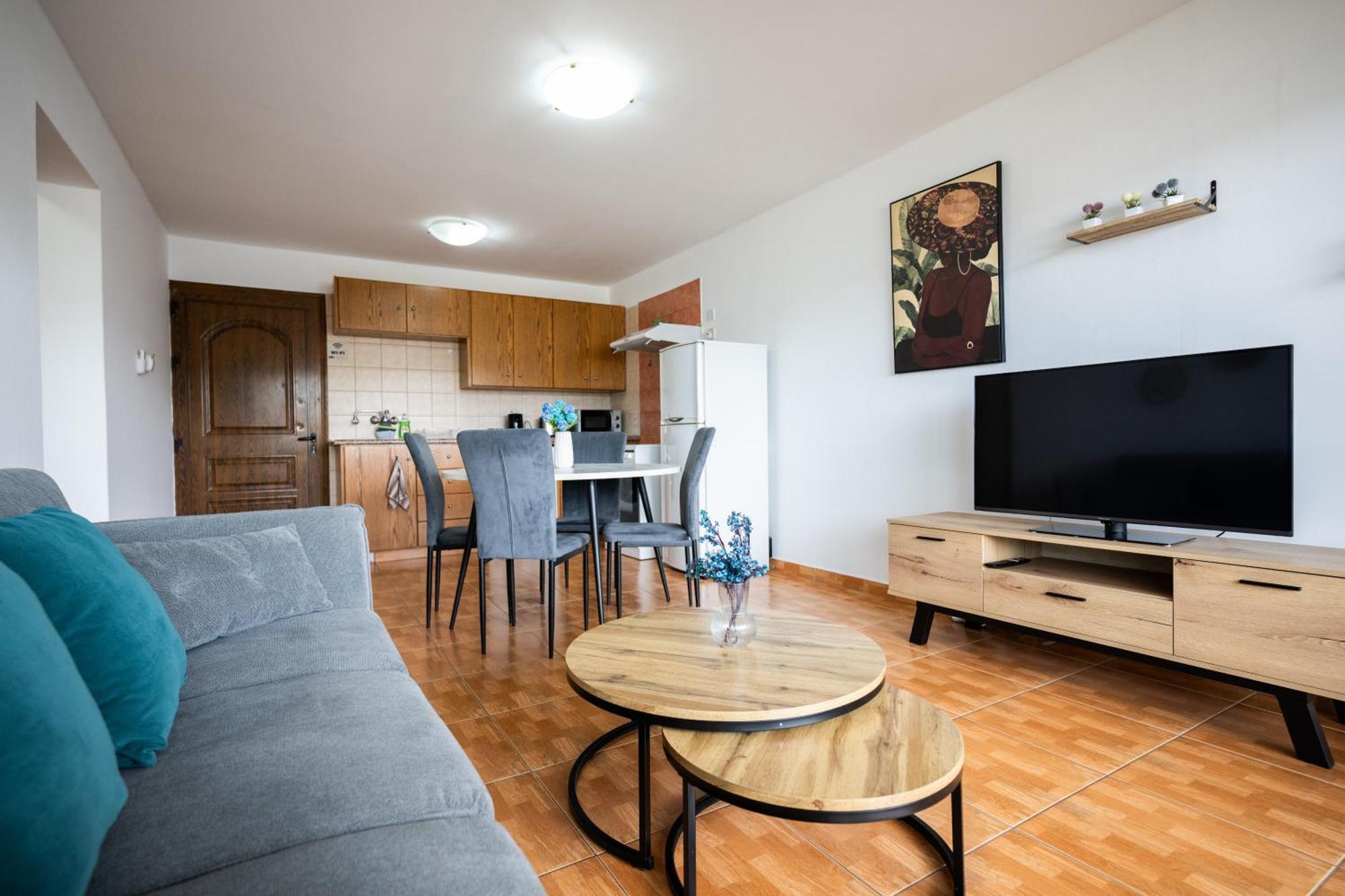 Napa Centrale Suites Aya Napa Dış mekan fotoğraf