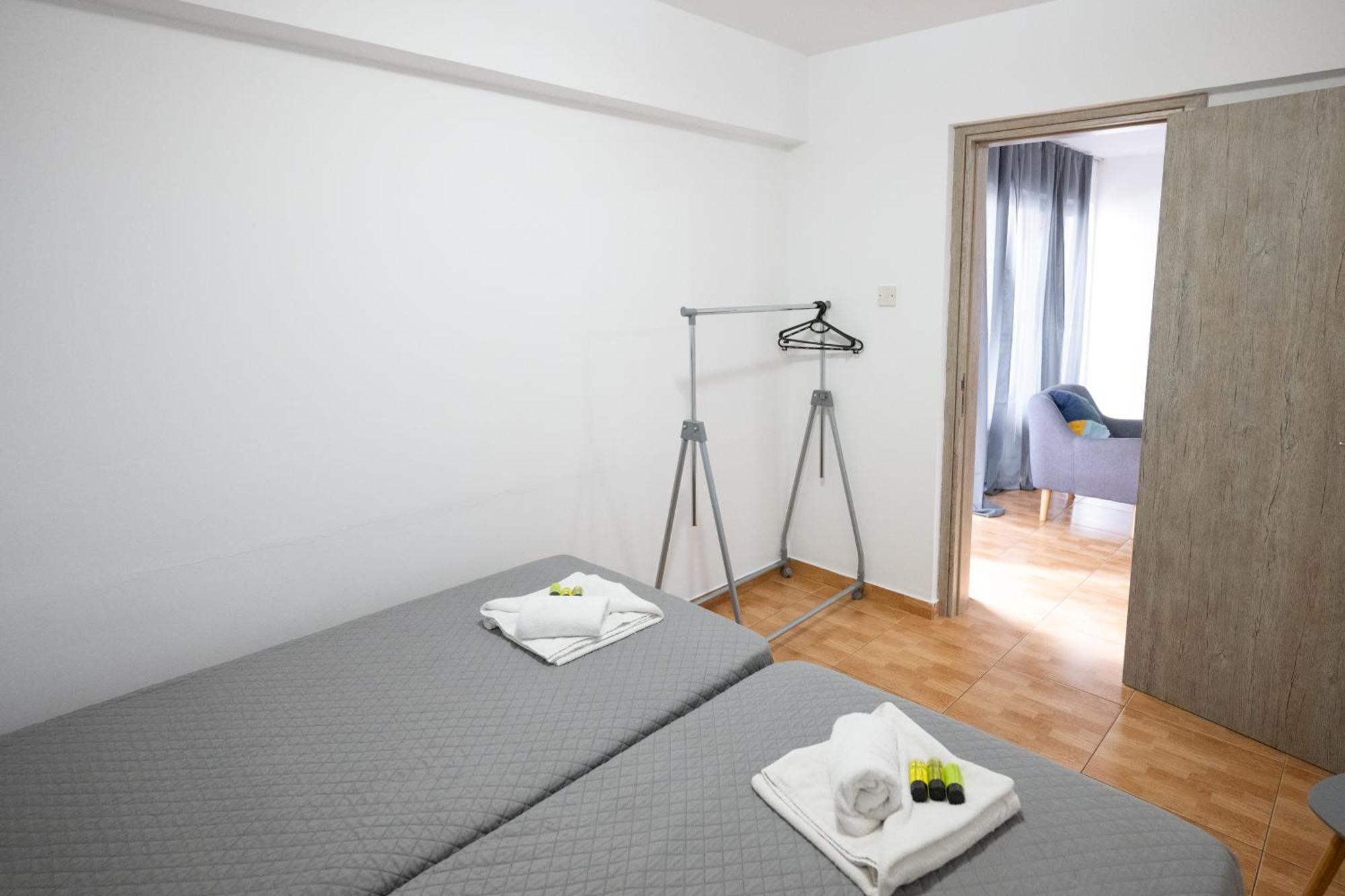 Napa Centrale Suites Aya Napa Dış mekan fotoğraf