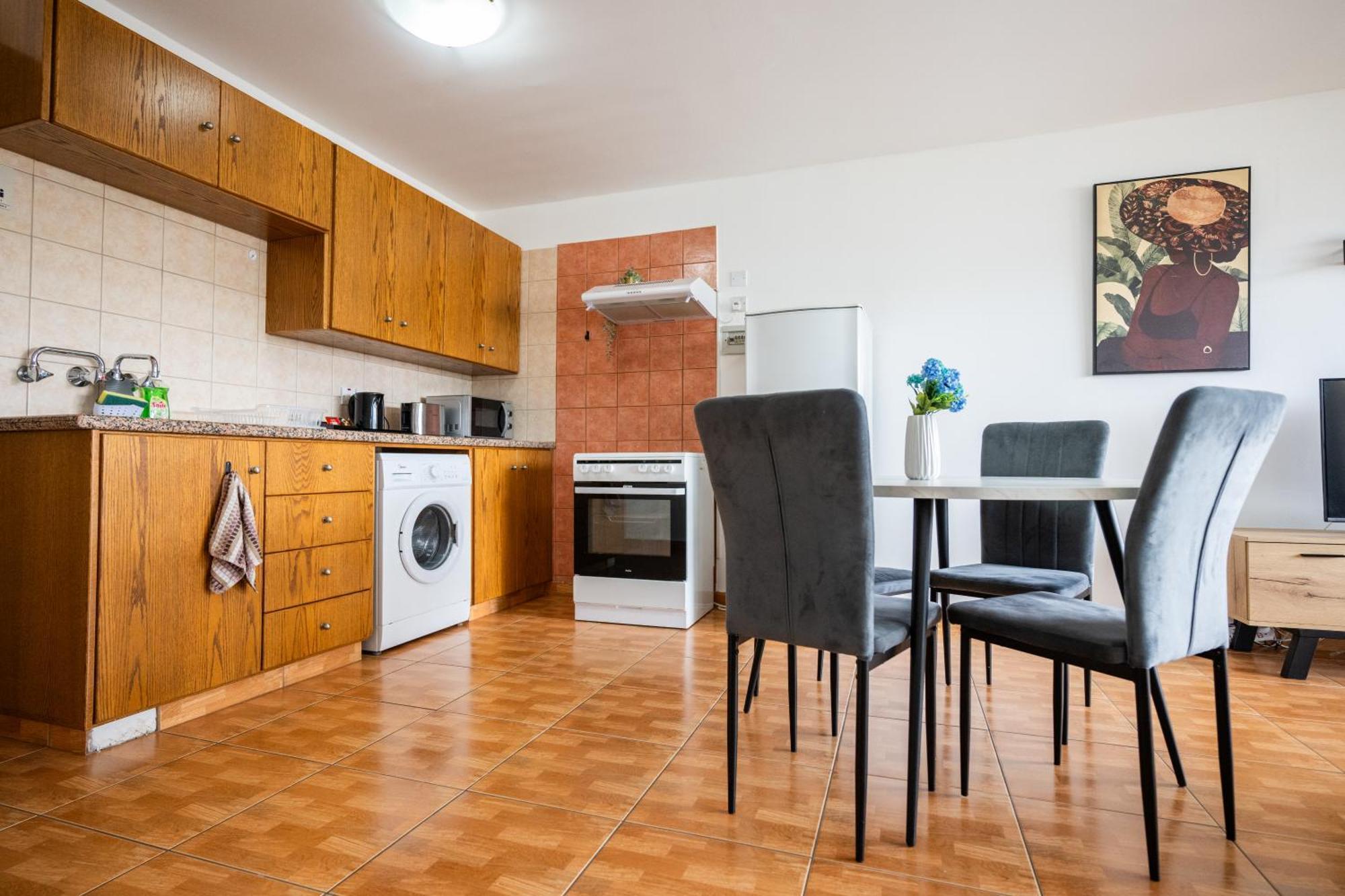 Napa Centrale Suites Aya Napa Dış mekan fotoğraf